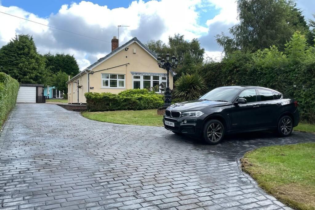 Detached Bungalow II Big Garden II Pet Friendly Villa Hednesford Eksteriør bilde