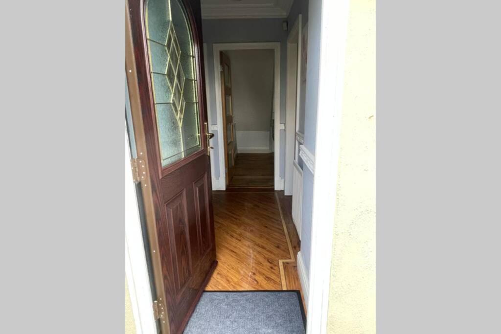 Detached Bungalow II Big Garden II Pet Friendly Villa Hednesford Eksteriør bilde